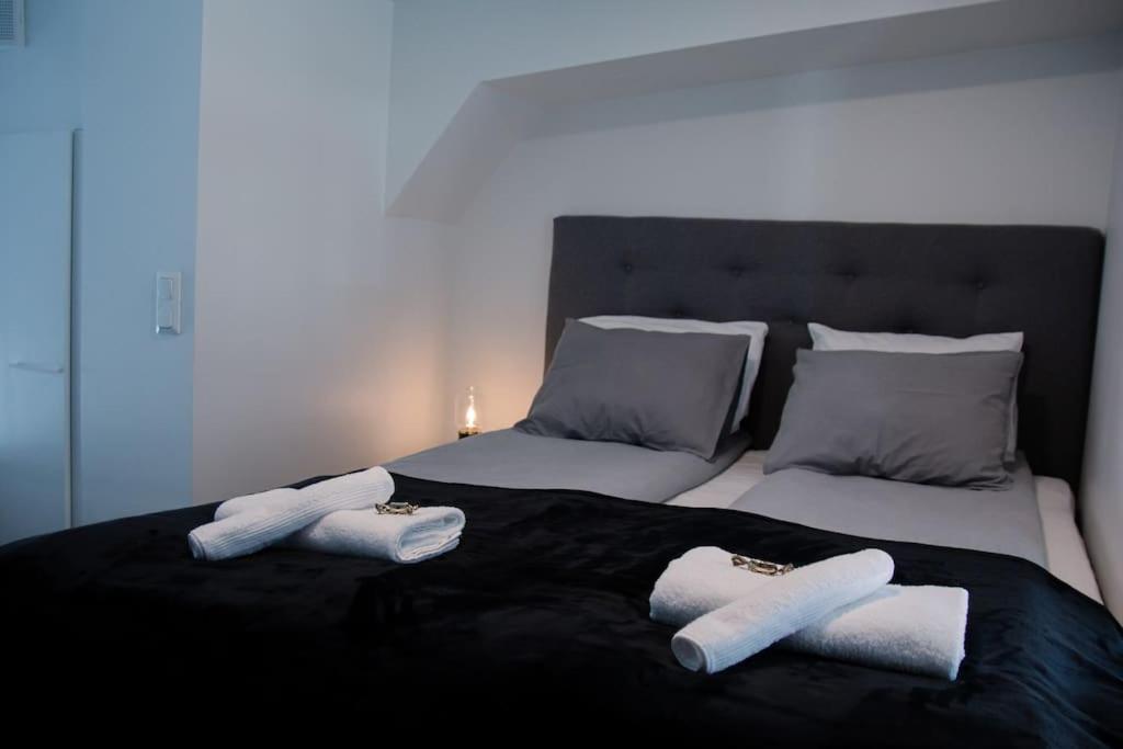 Cozy Penthouse Loft - Near The Airport Apartment Vantaa Bagian luar foto