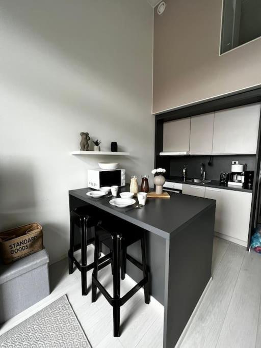 Cozy Penthouse Loft - Near The Airport Apartment Vantaa Bagian luar foto